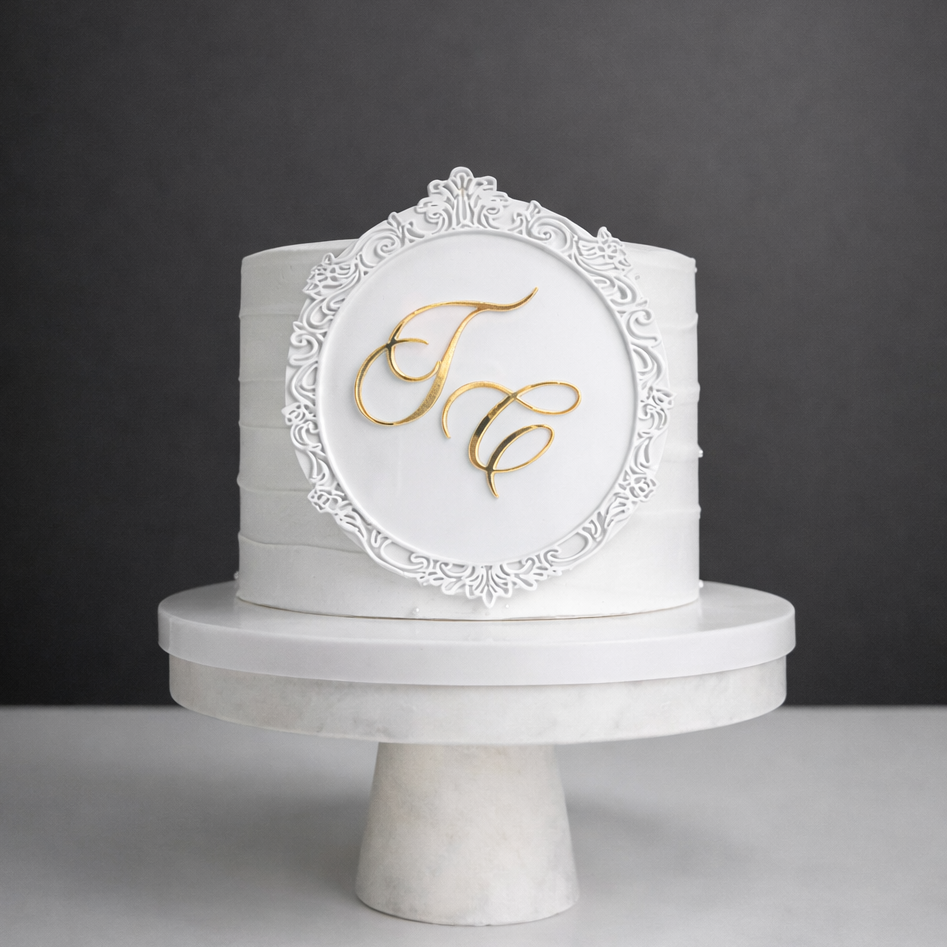 Hochzeit mit barocken Initialen