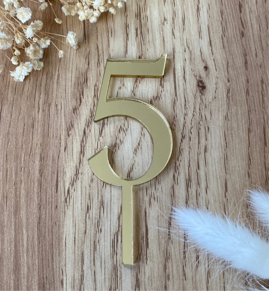 Cake Topper - UN CHIFFRE, si plusieurs ajouter plusieurs articles.
